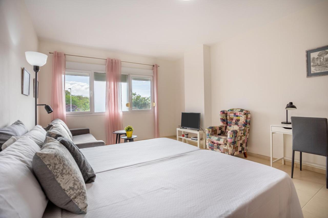 Home2Book Cozy Studio Bajamar, Wifi バハマル エクステリア 写真